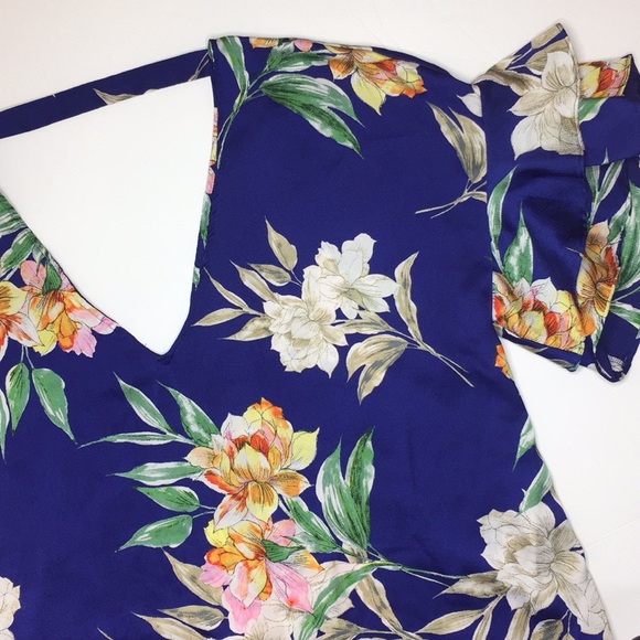ZARA Ruffle sleeve floral top -A - Picture 2 of 4